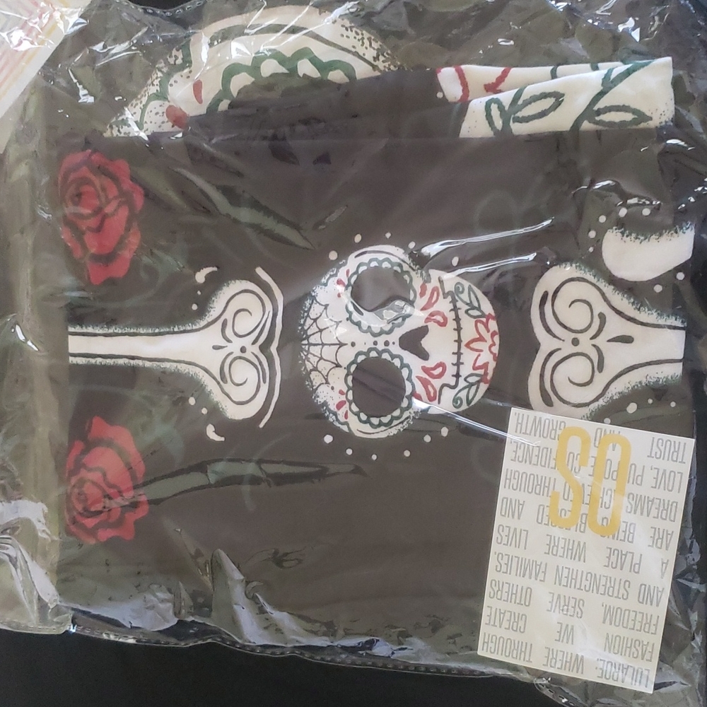 Lularoe Long Sleeve Hudson & coordinating leggings - Picture 3 of 3
